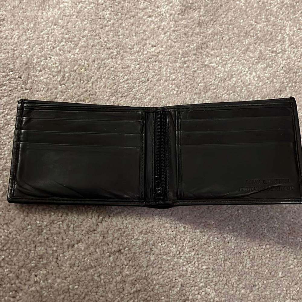 Fossil traveler genuine leather wallet - brand new in box